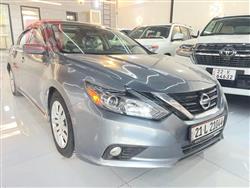 نيسان ألتيما